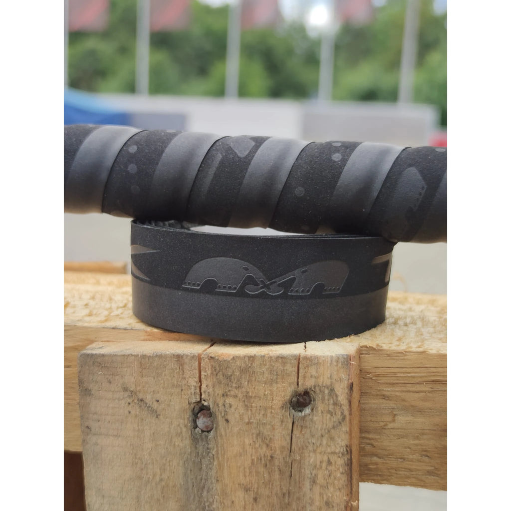 TK Control Grip Black 01