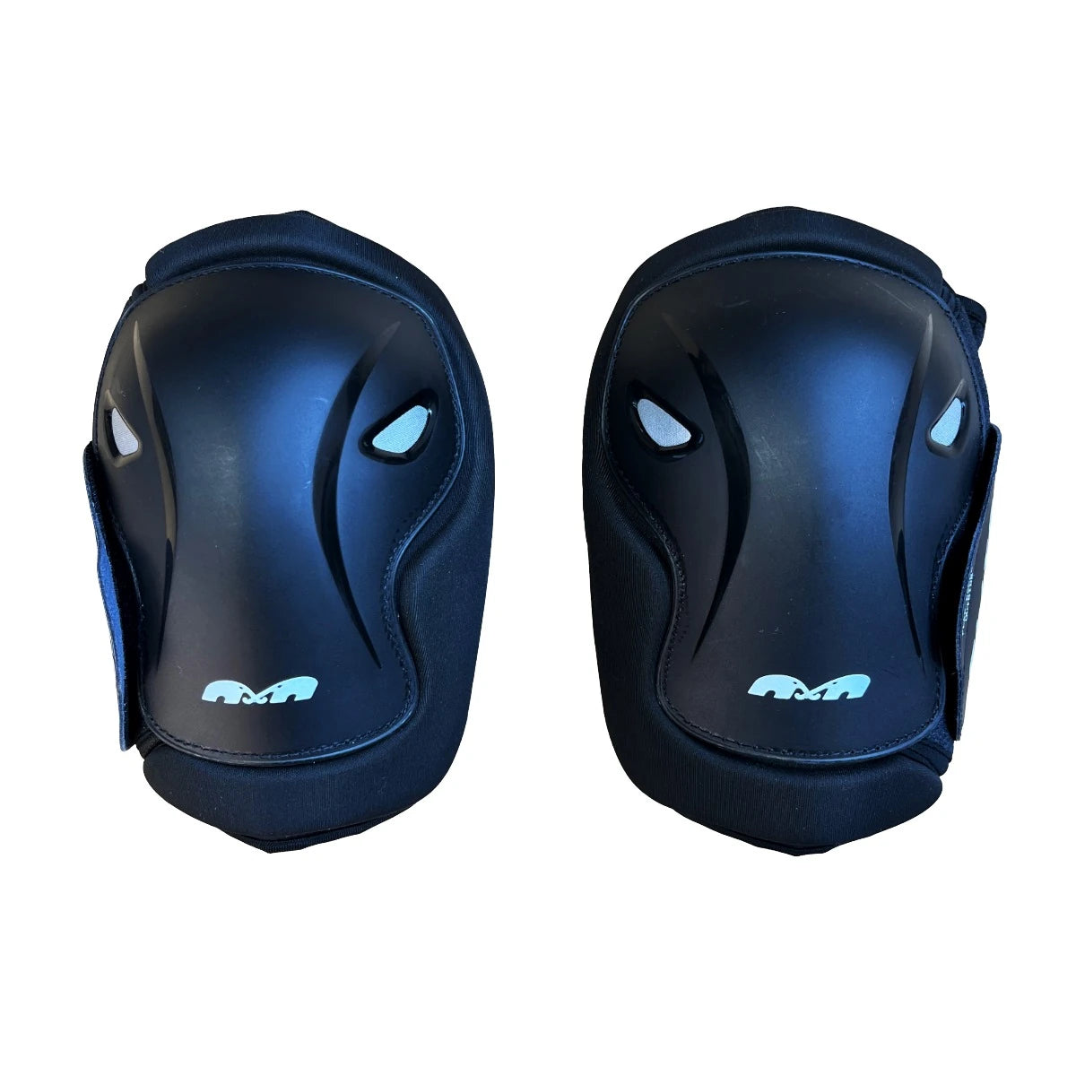 TK PC Elite Knee Guards Black 02
